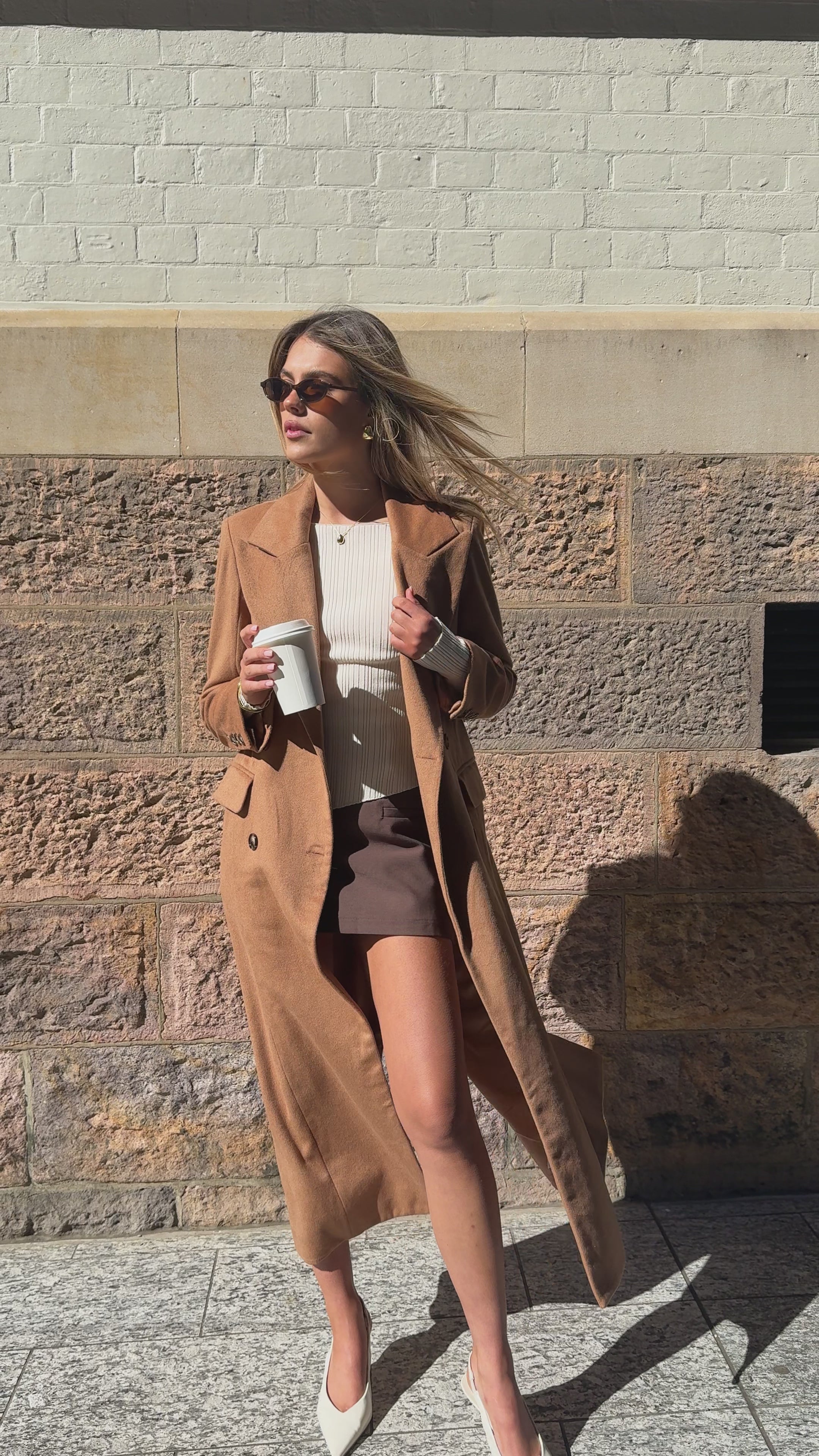MVN - Lost In New York Coat - Camel